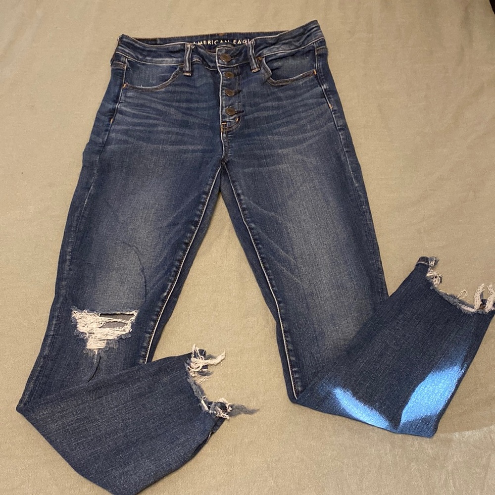 American eagle size 8, fit more like a 6 in my opinion. I'm 5'4 155lbs